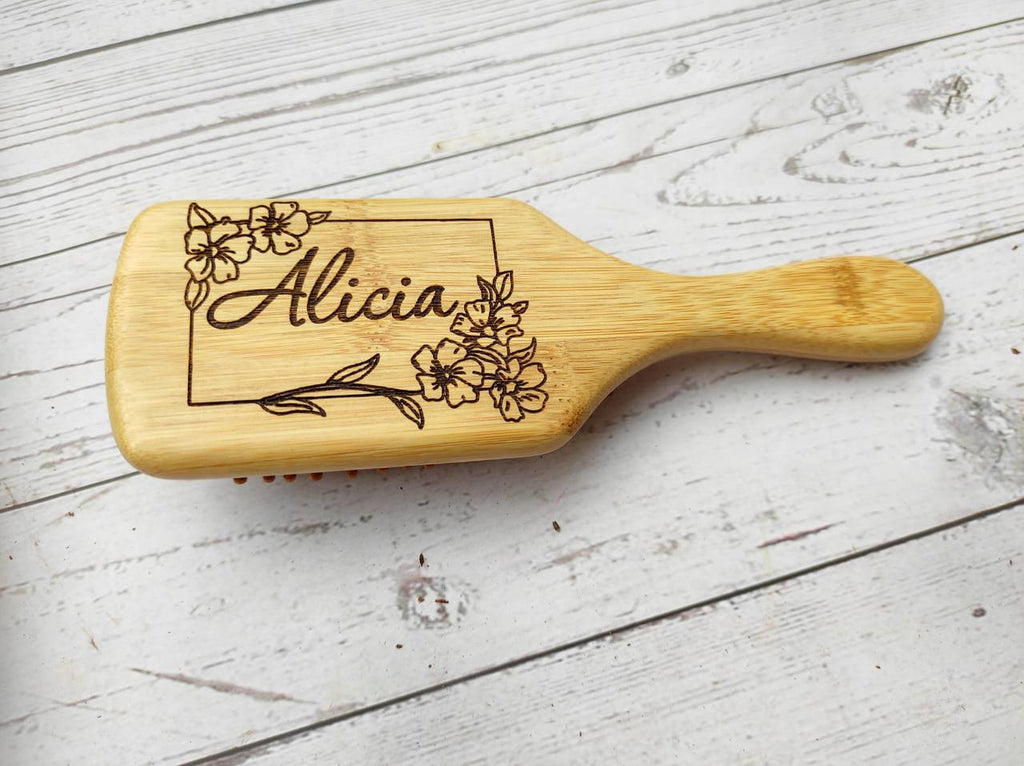 ¡CEPILLO DE MADERA PERSONALIZADO con NOMBRE y DISEÑO FLORAL!