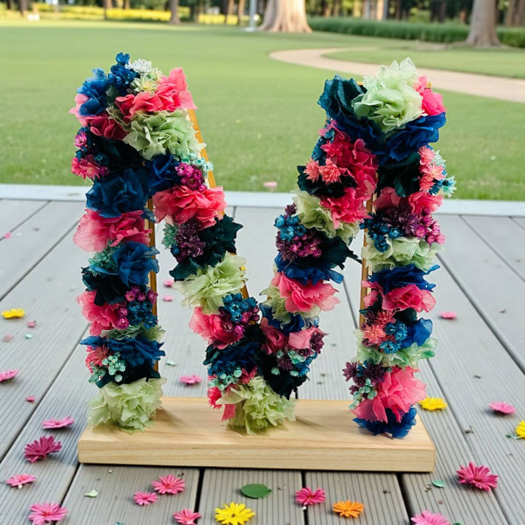 ¡LETRA PERSONALIZADA con ADORNO FLORAL!